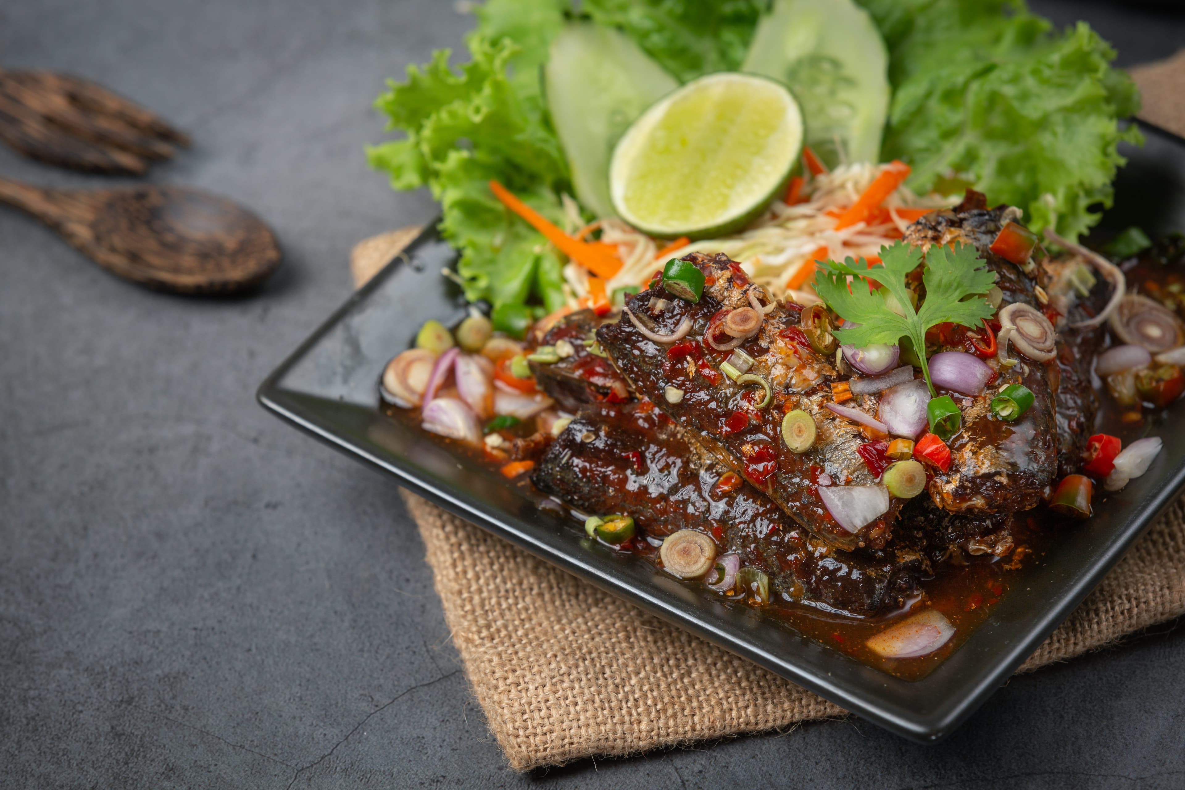 Nasi Box Ikan Sambal Matah